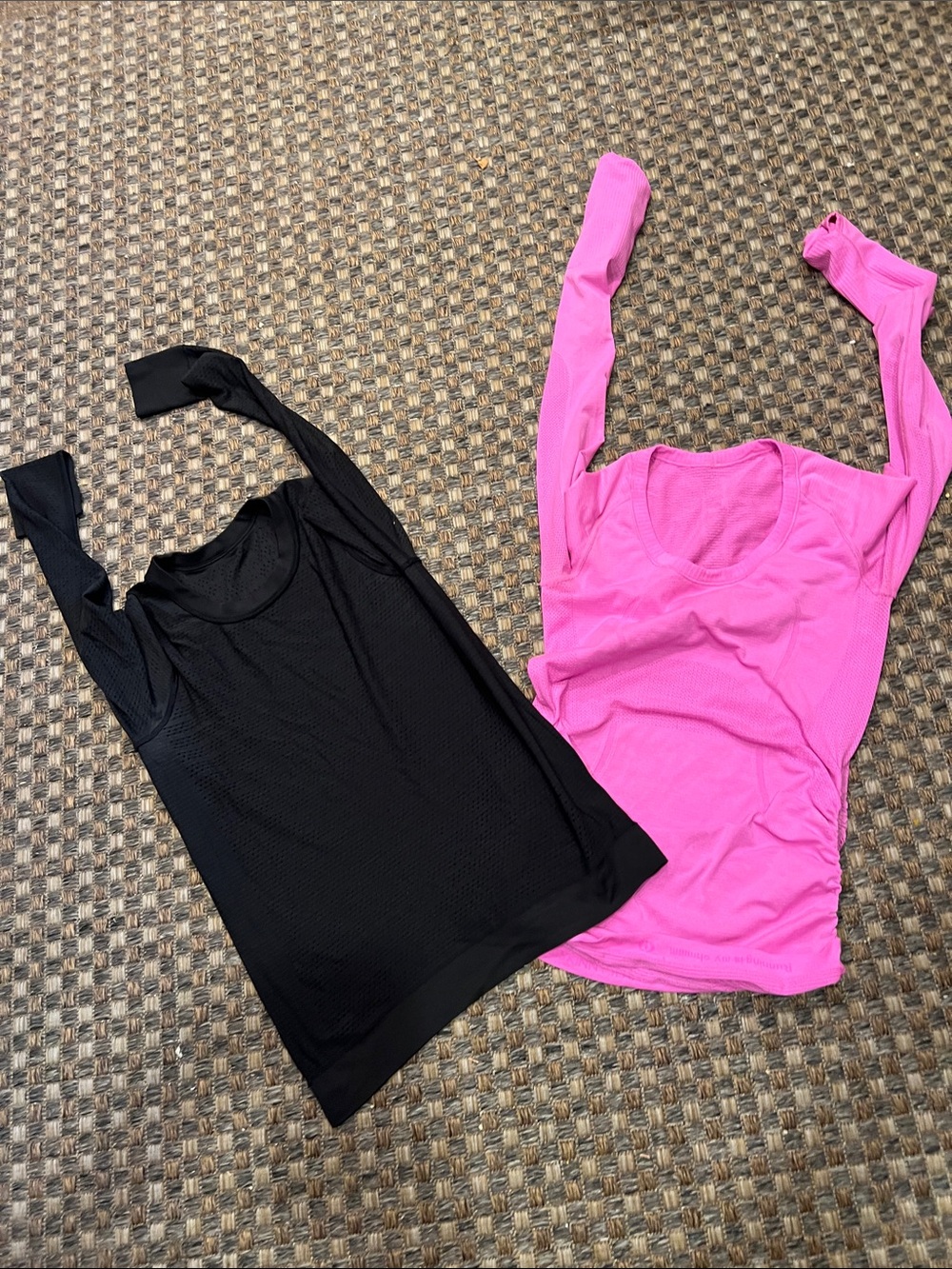 Lululemon set of two small/ medium FINAL PRICE